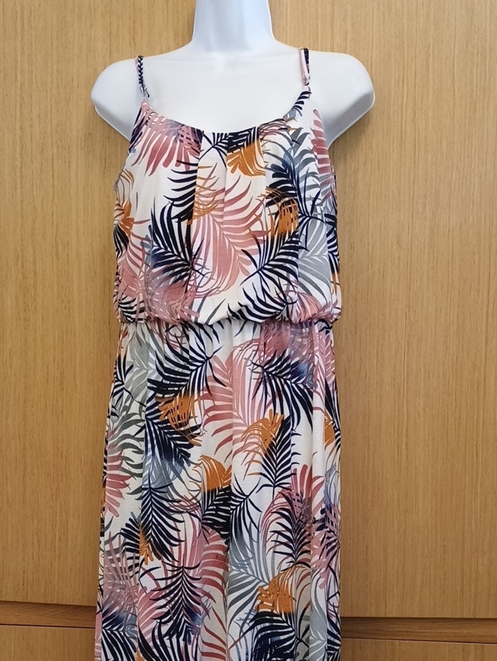 NWOT Late August SZ L  Spaghetti Strap PK/BLK Pattern Maxi Dress